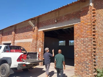Warehouse & Factory