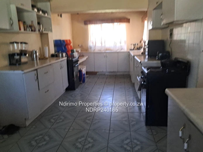 Hatfield House For Sale